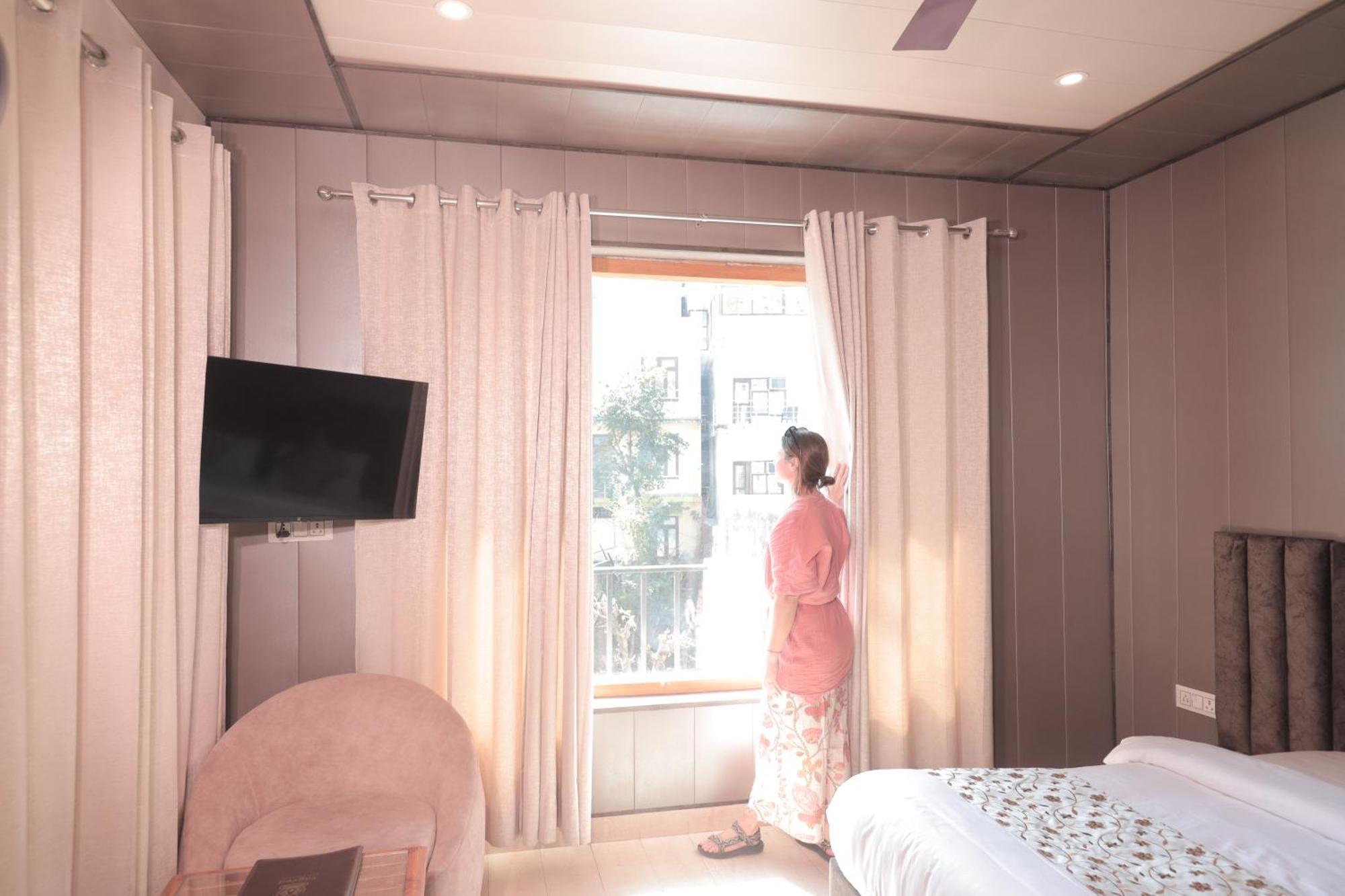 Yogved Hospitality & Resort Rishikesh Exterior photo