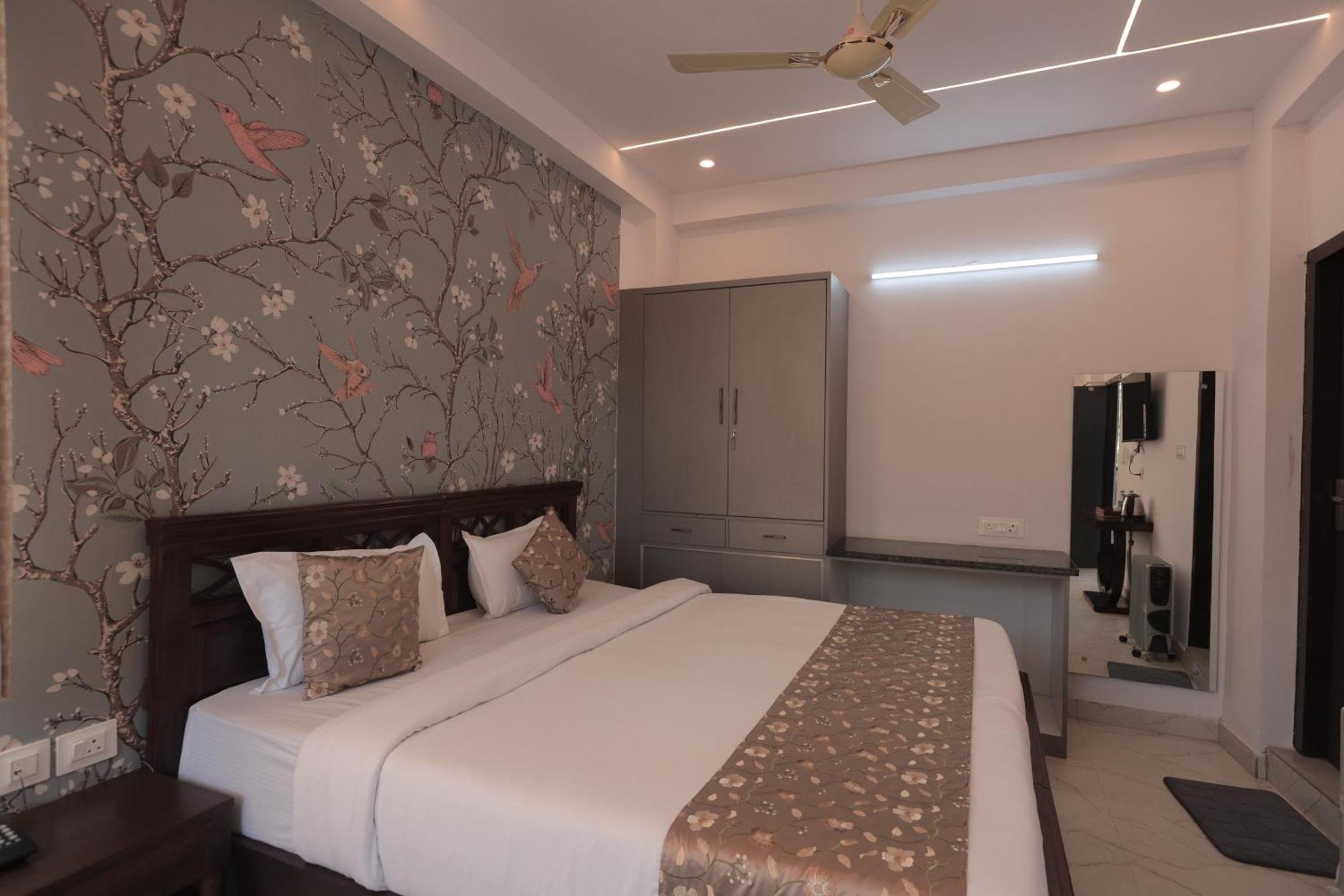 Yogved Hospitality & Resort Rishikesh Exterior photo